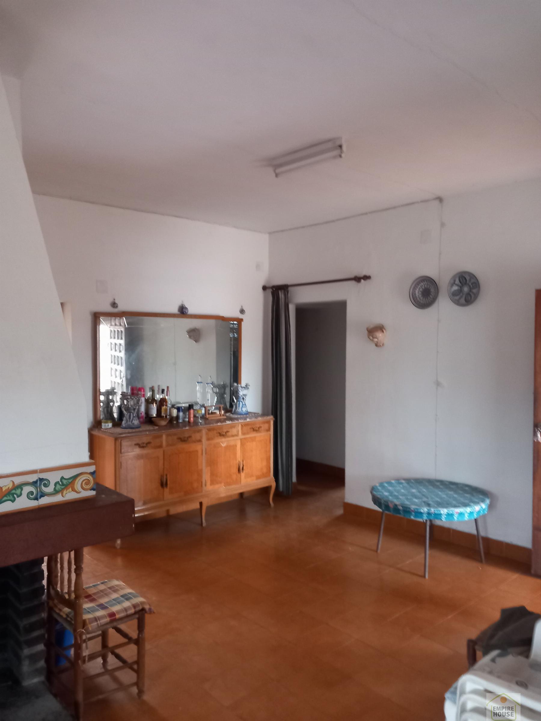 Venta de chalet en Villanueva de Castellón