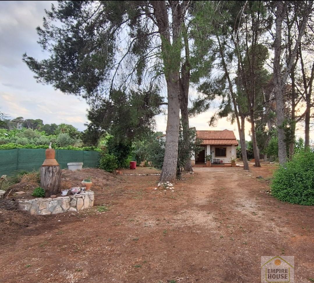 For sale of chalet in Villanueva de Castellón