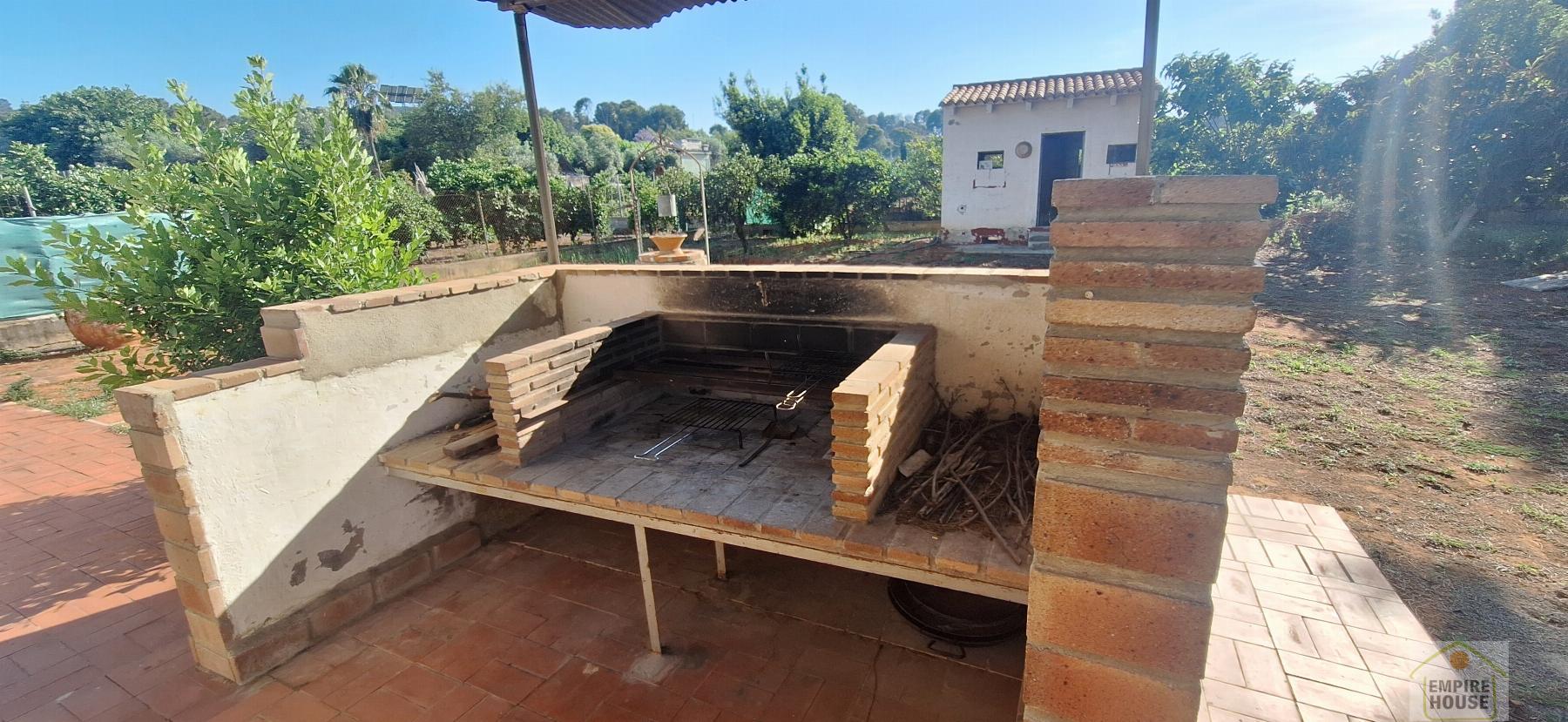 Venta de chalet en Villanueva de Castellón