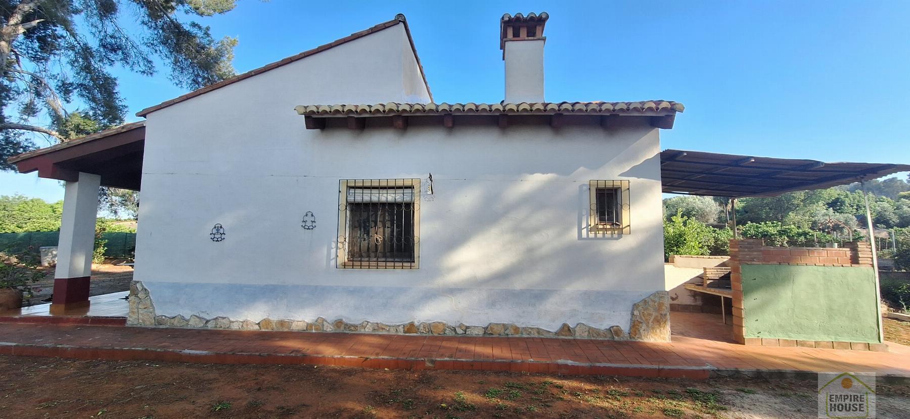 Venta de chalet en Villanueva de Castellón