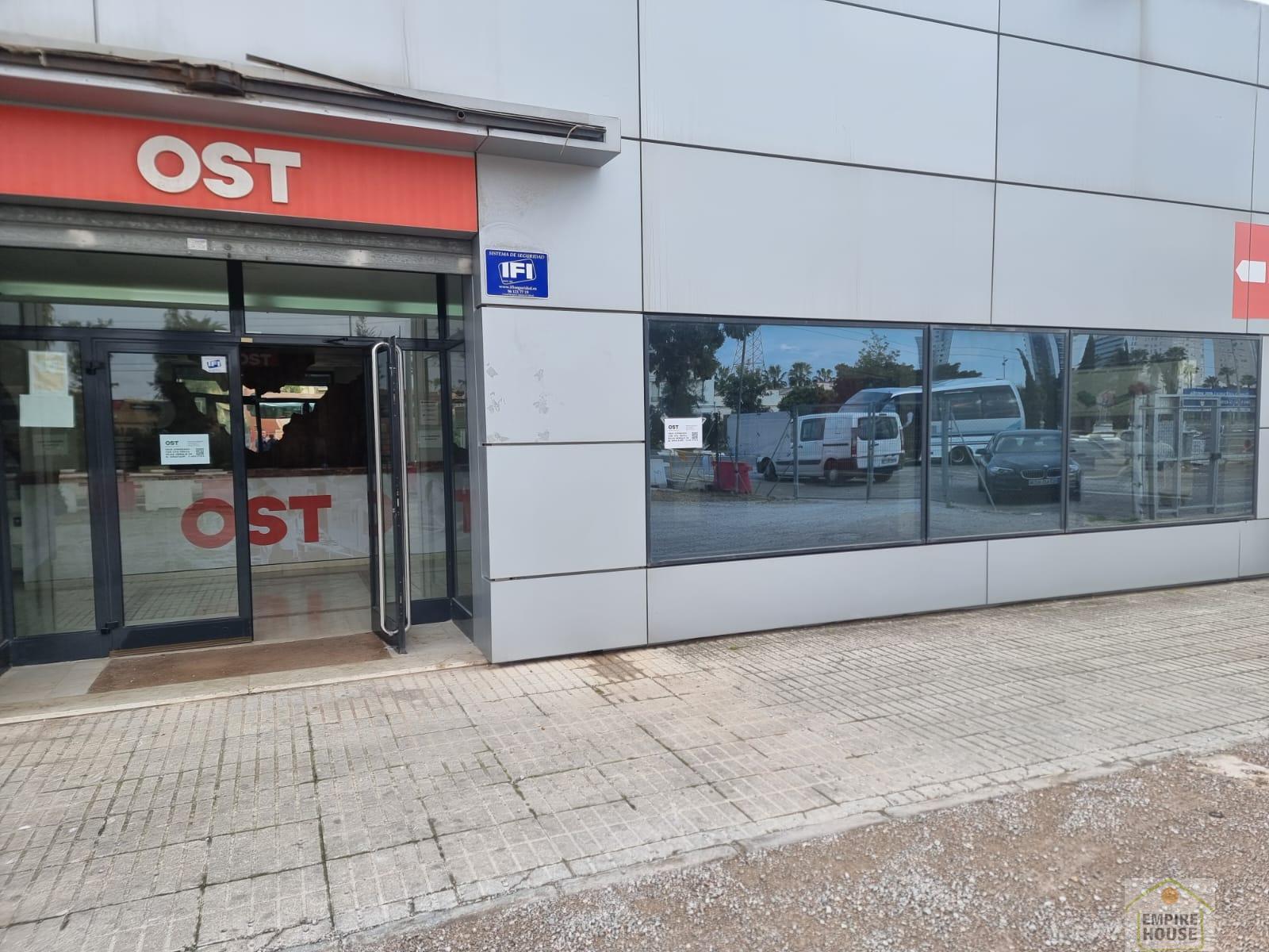 Alquiler de local comercial en Benetússer