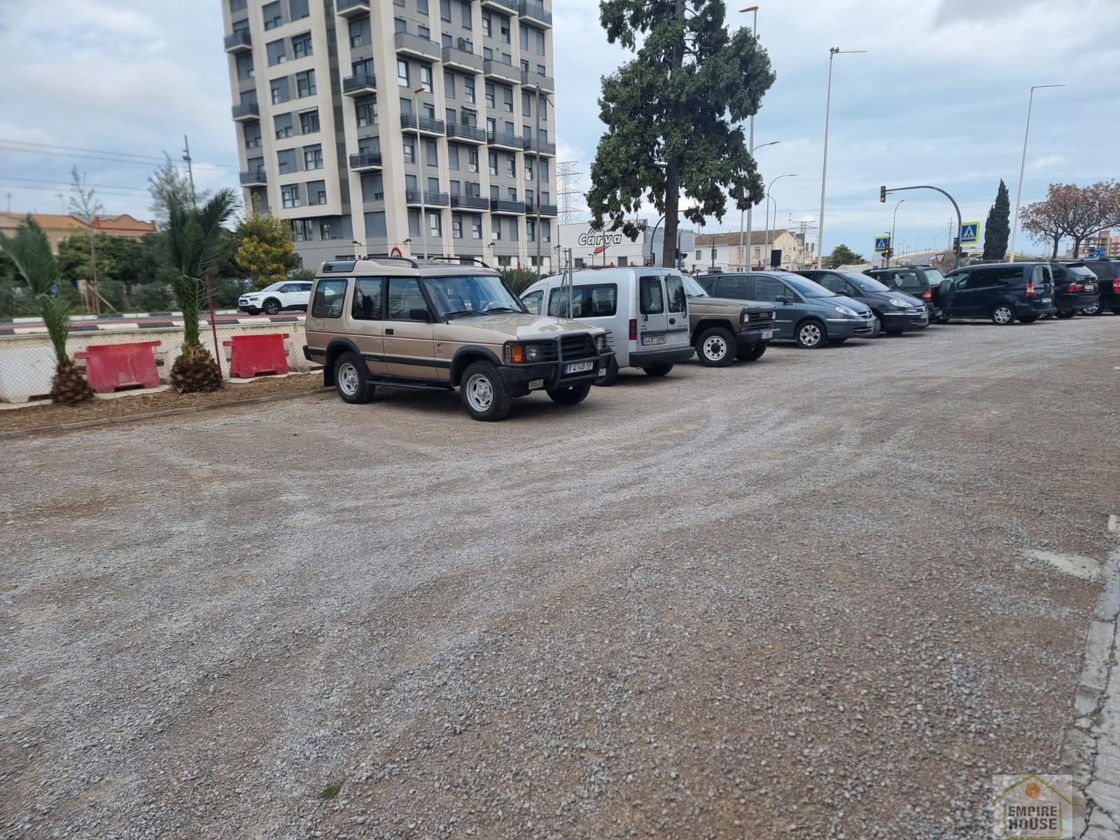 For rent of commercial in Benetússer