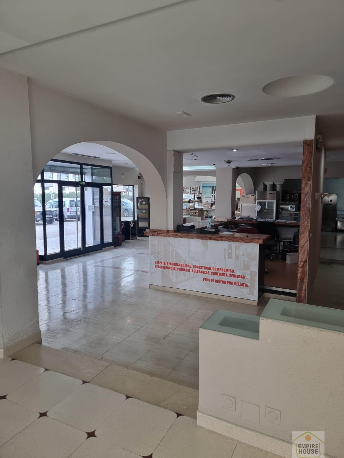 For rent of commercial in Benetússer
