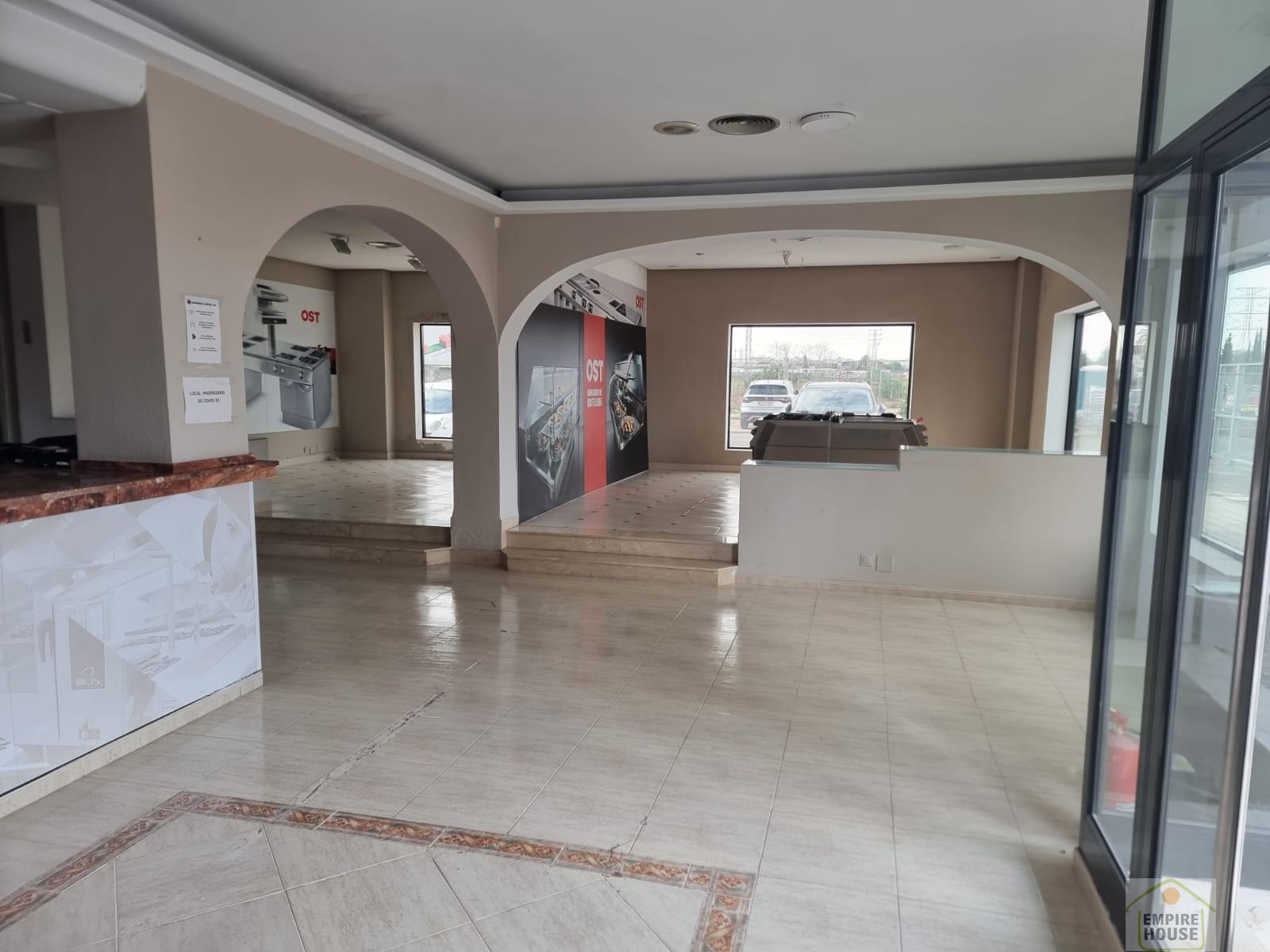 For rent of commercial in Benetússer