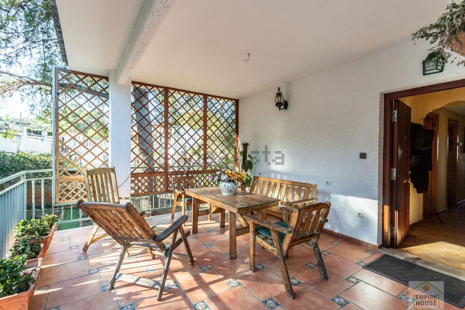 For sale of chalet in Chiva