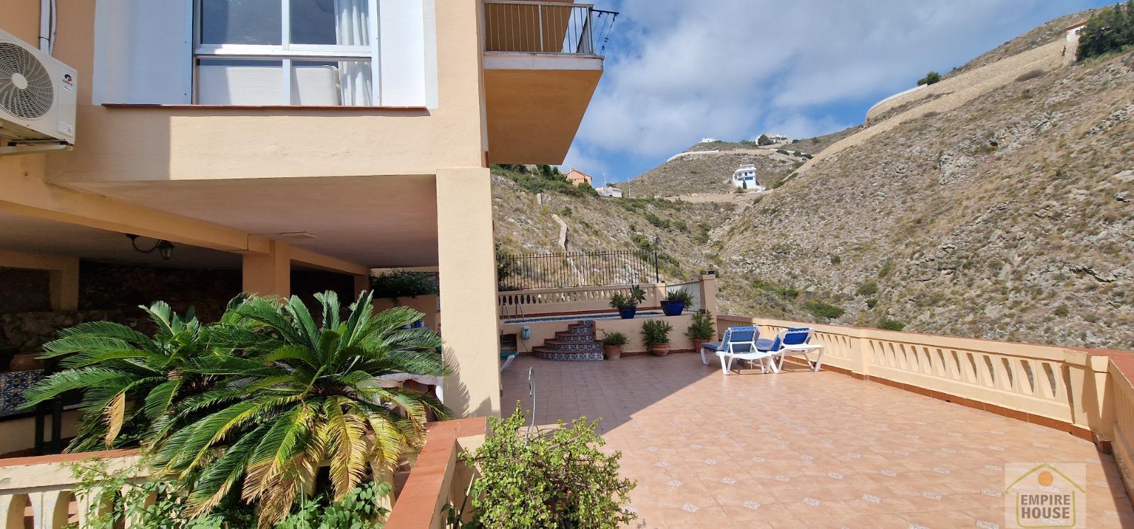 For sale of chalet in Cullera