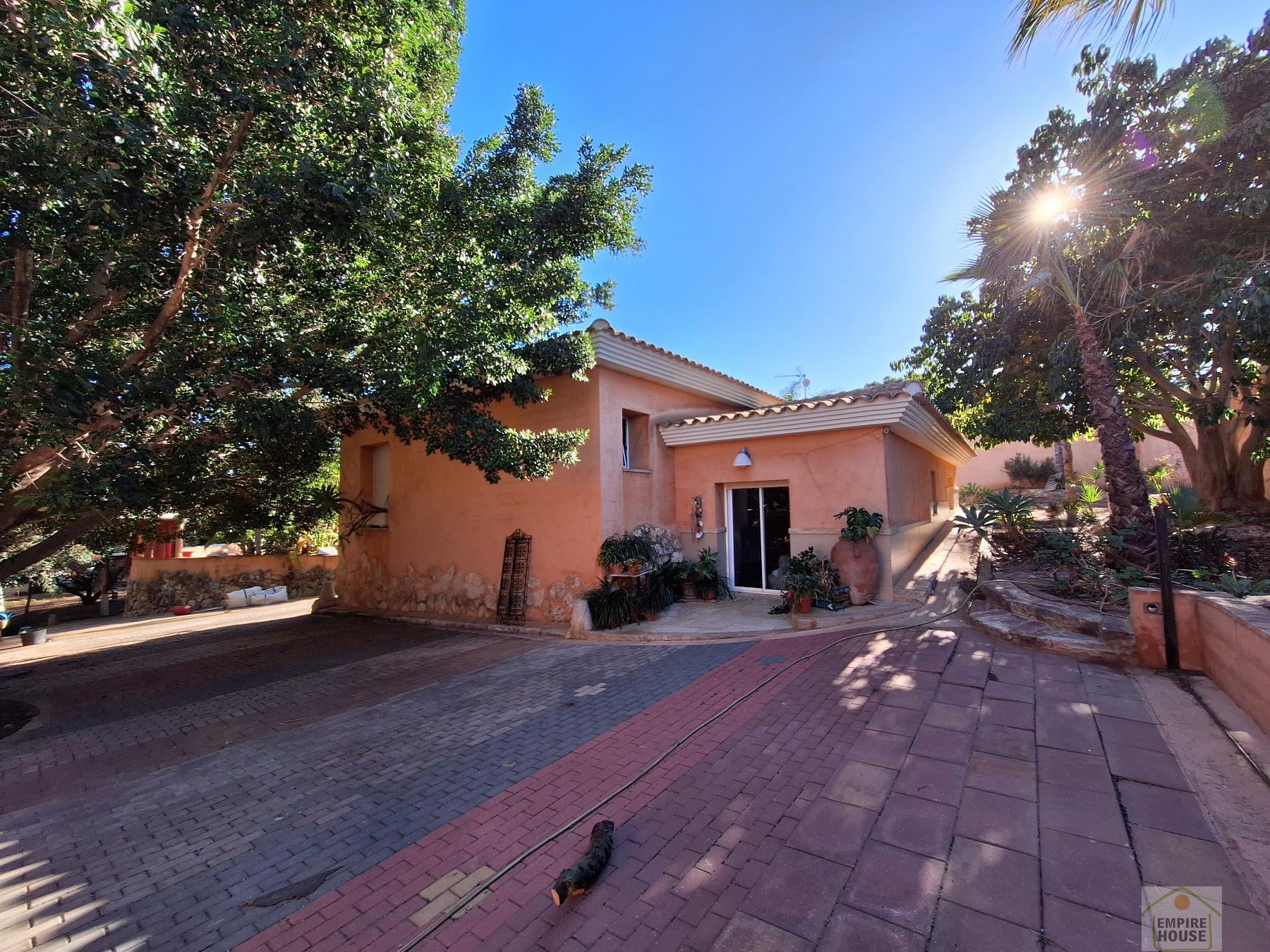 For sale of chalet in Alberic