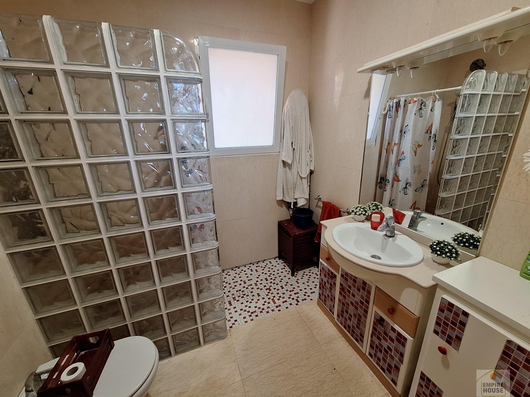 For sale of chalet in Alberic