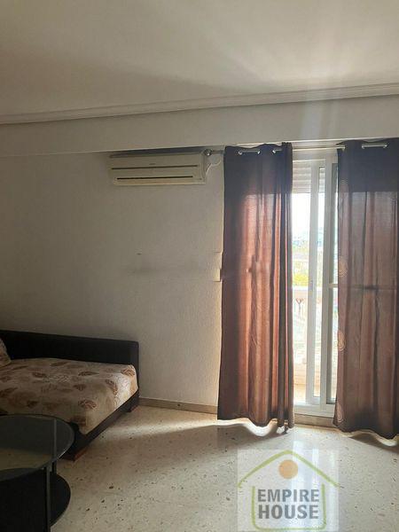 For rent of flat in Paterna