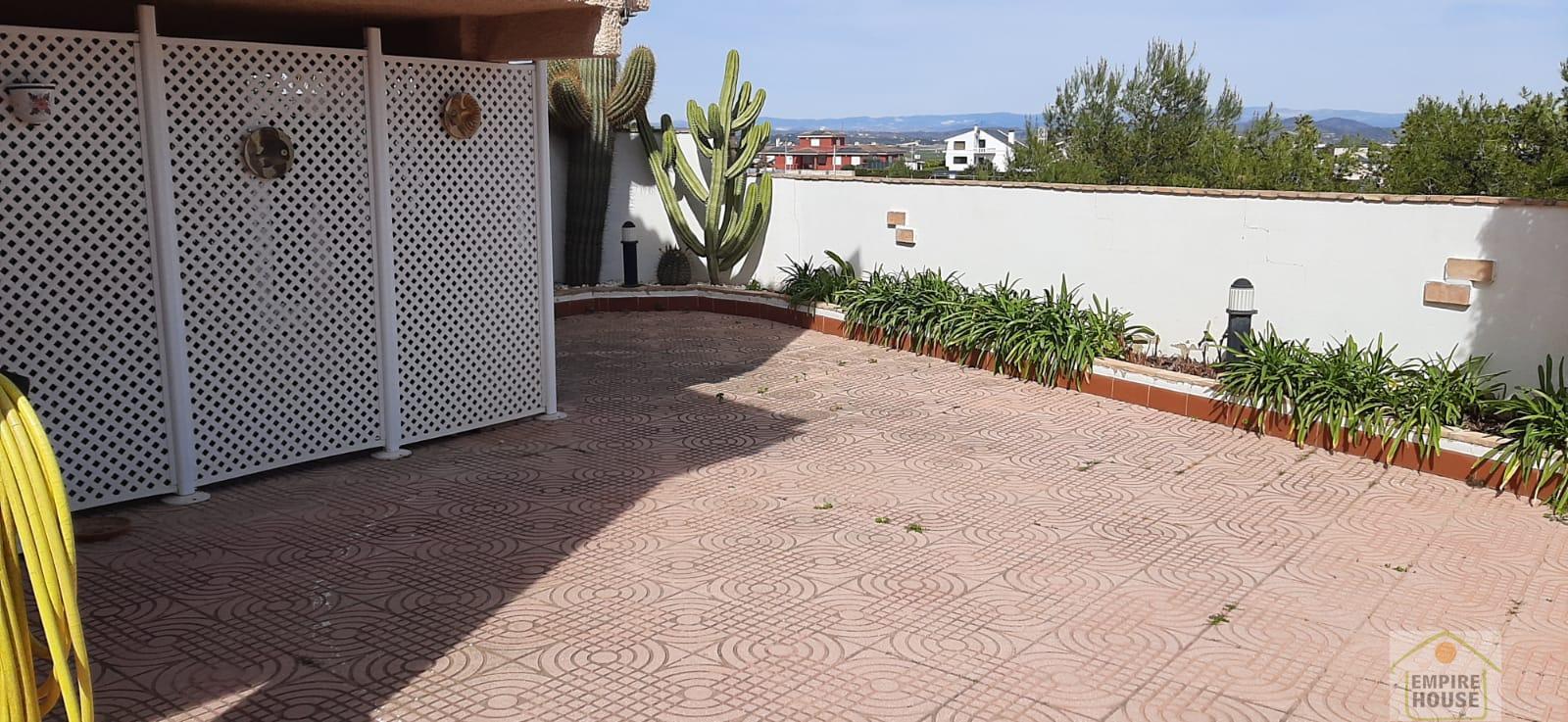 For sale of chalet in Chiva