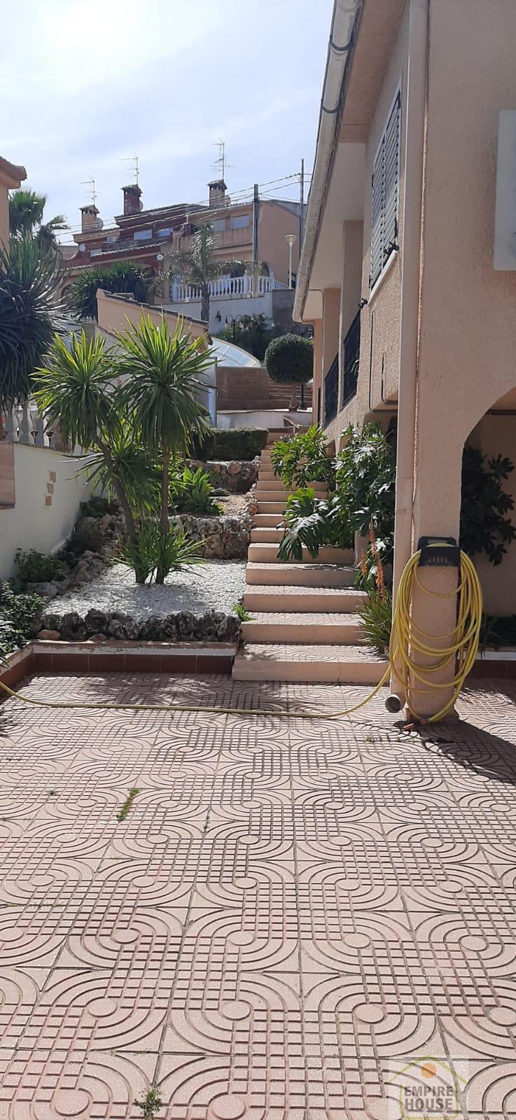 For sale of chalet in Chiva