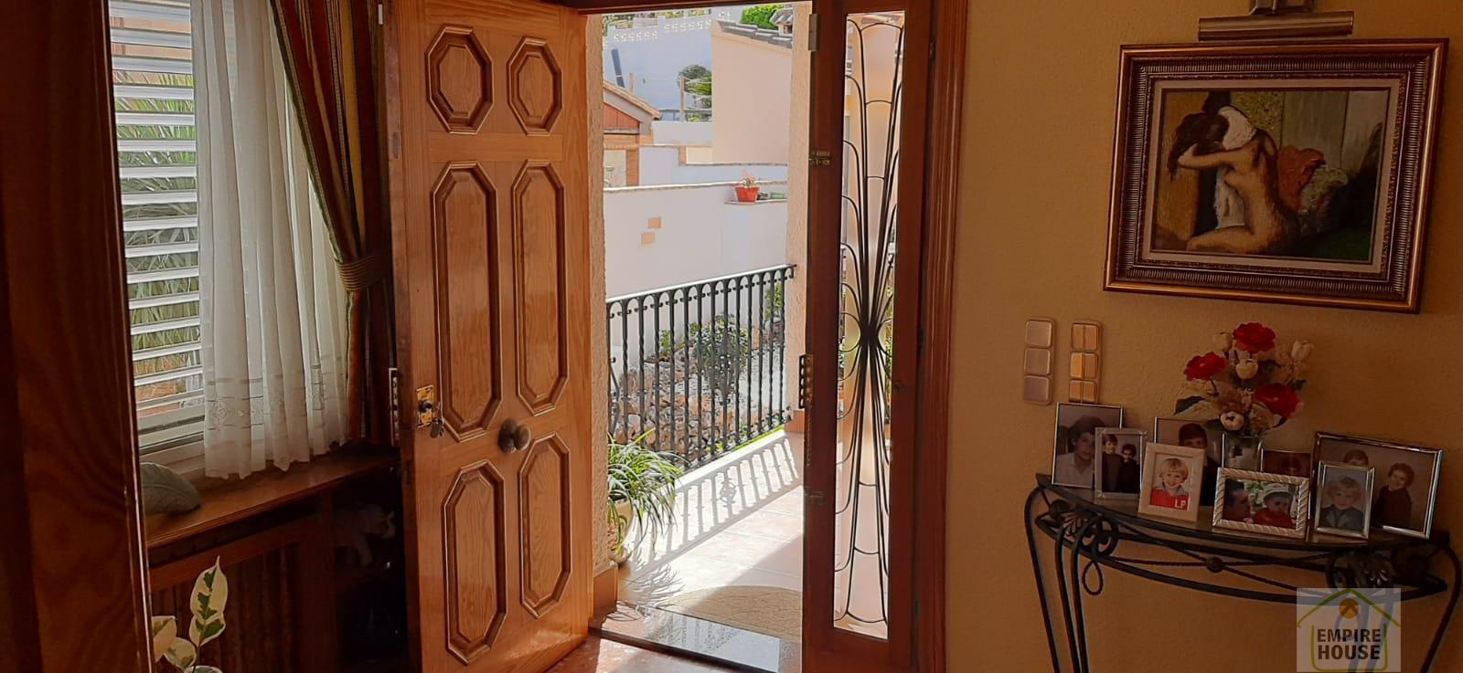 For sale of chalet in Chiva