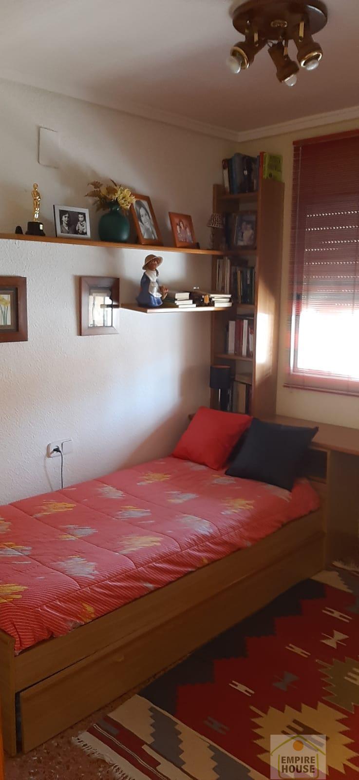 For sale of chalet in Chiva