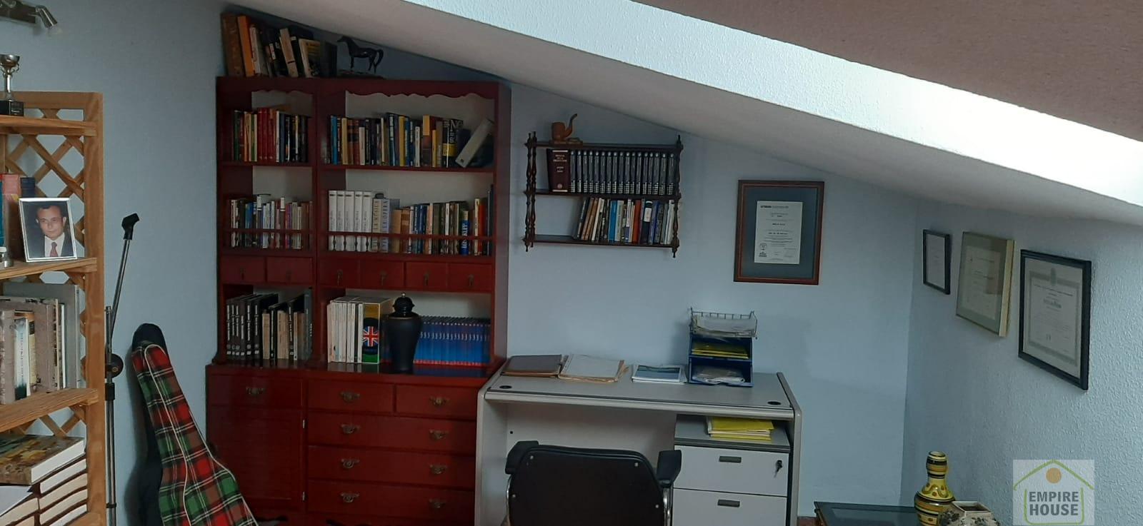 For sale of chalet in Chiva
