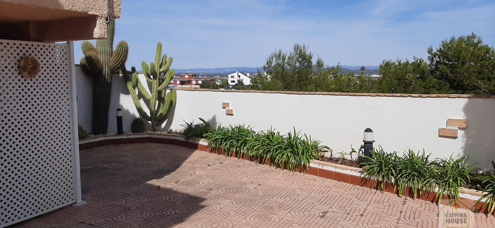For sale of chalet in Chiva