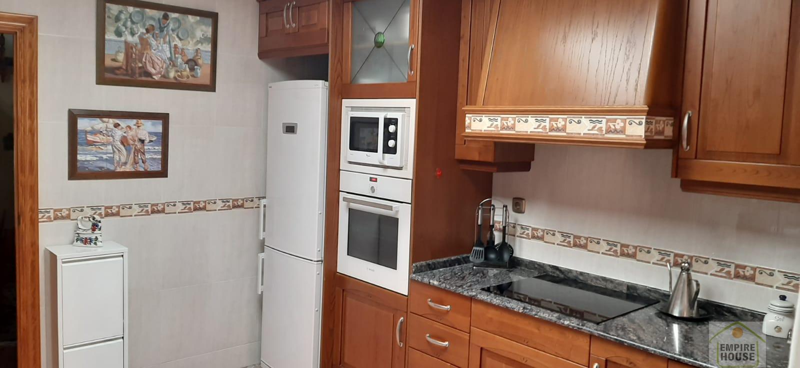 For sale of chalet in Chiva