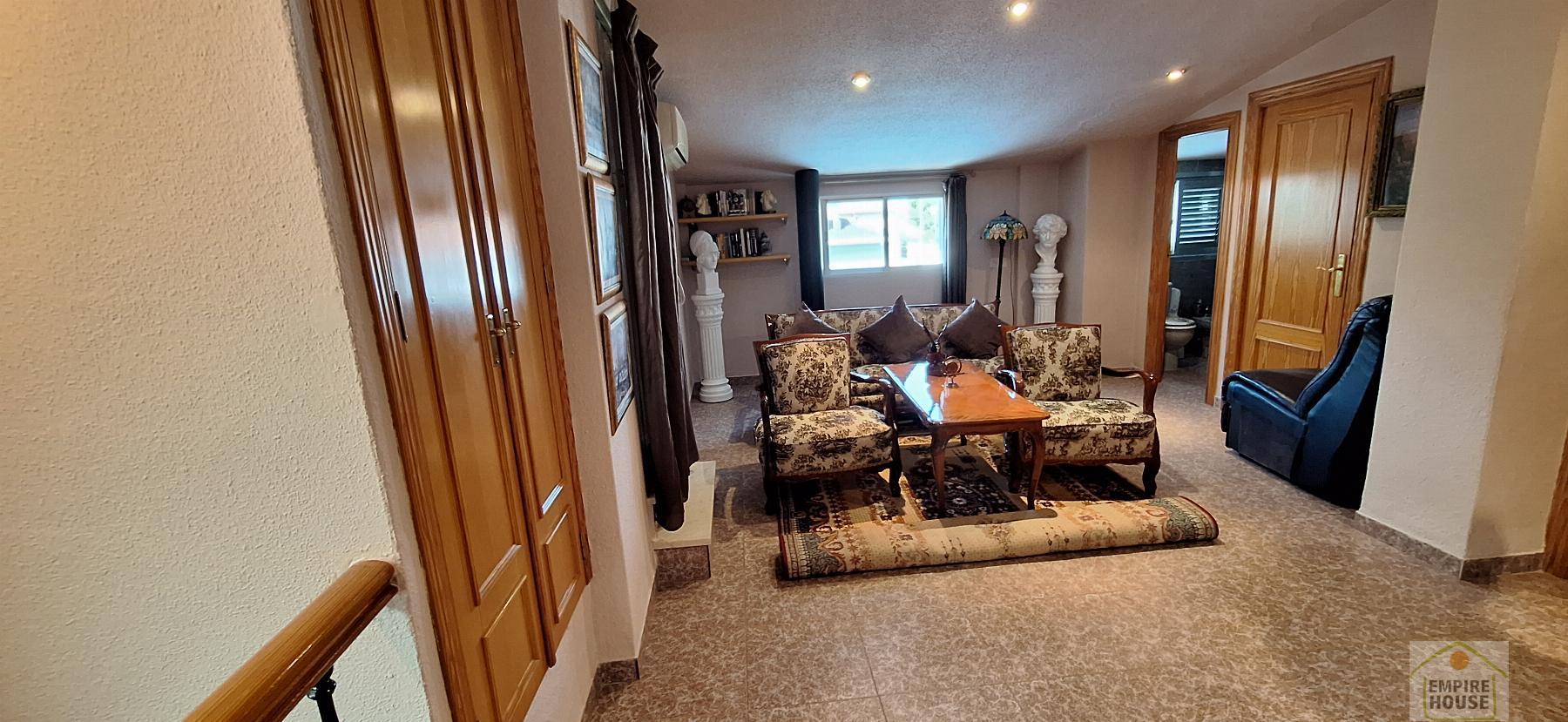 For sale of chalet in Torrent