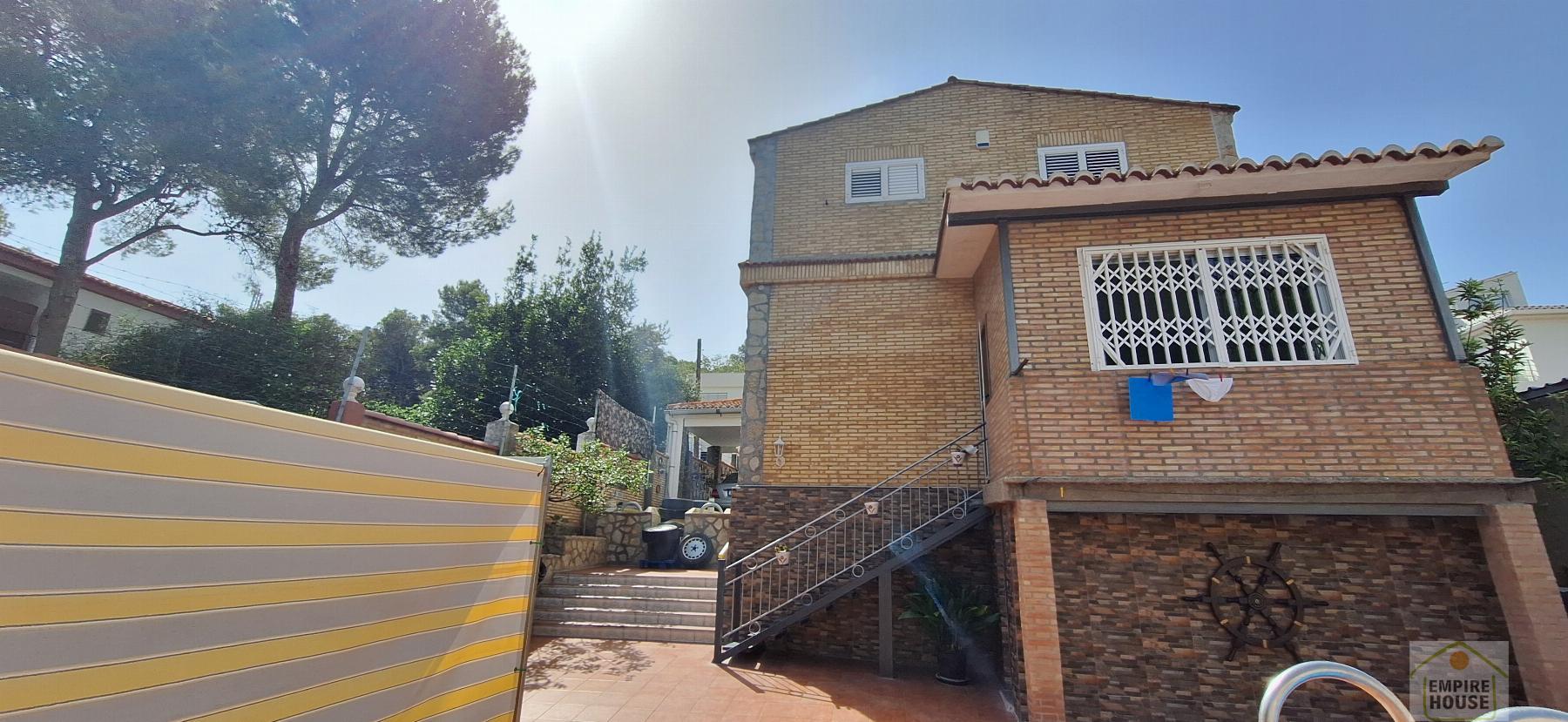 For sale of chalet in Torrent