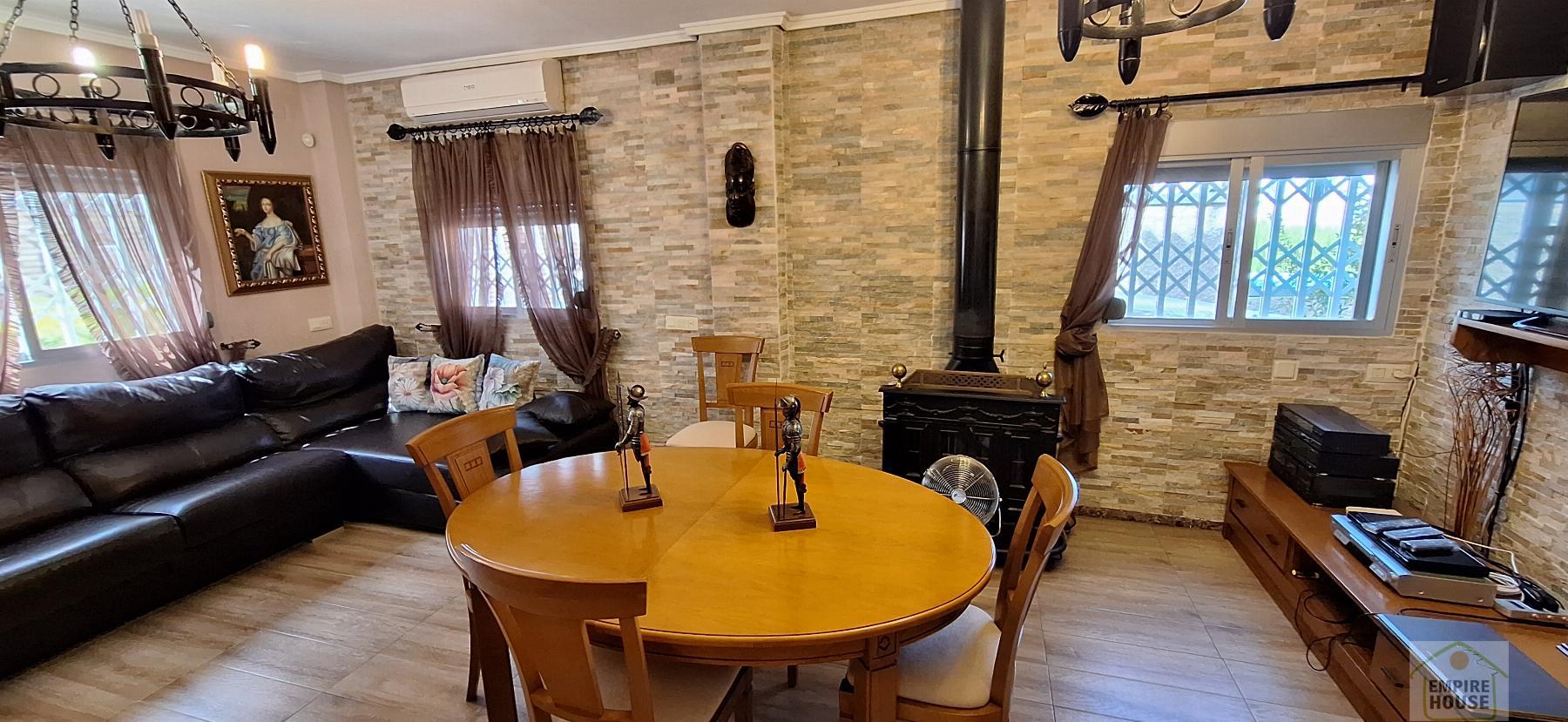 For sale of chalet in Torrent