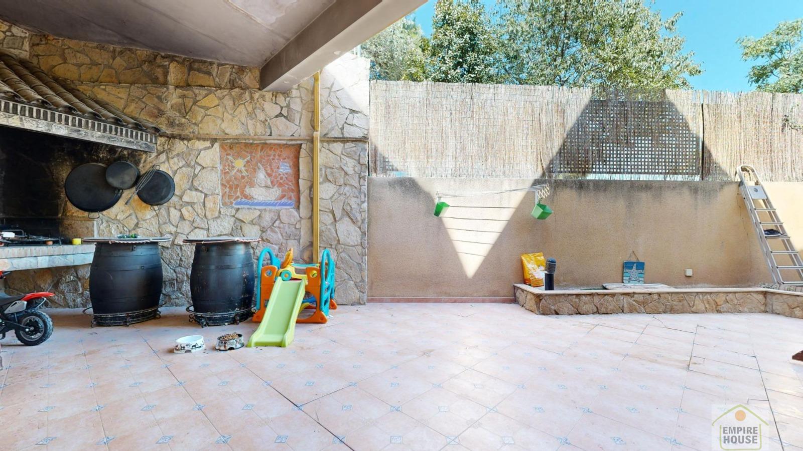 For sale of chalet in Gilet