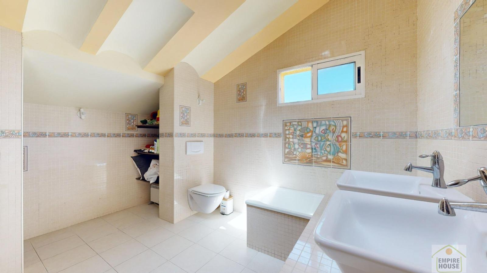 For sale of chalet in Gilet