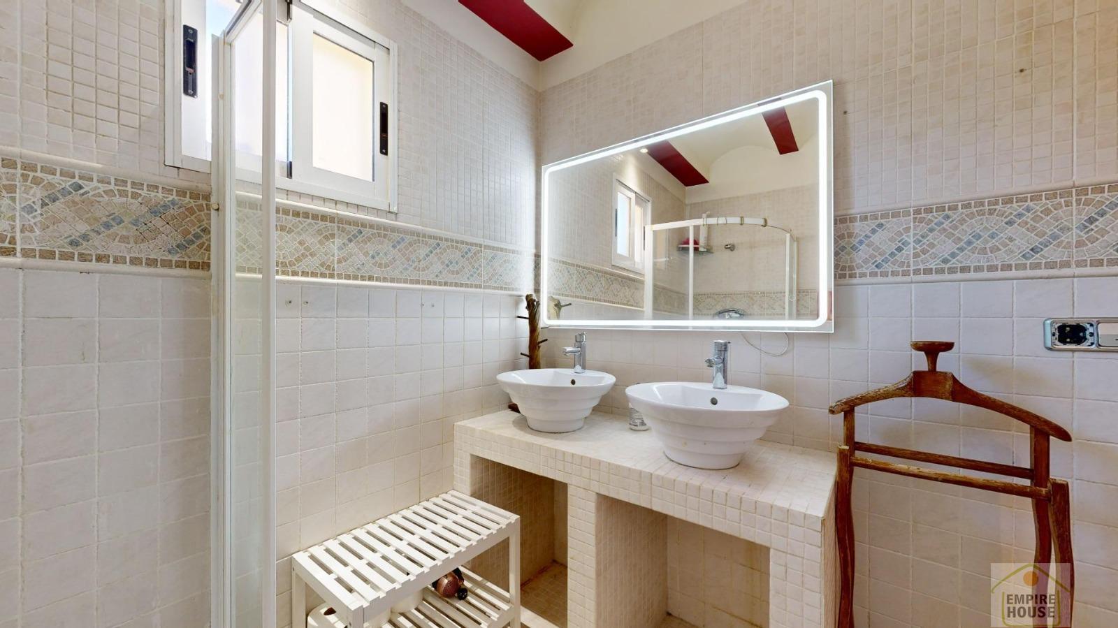 For sale of chalet in Gilet
