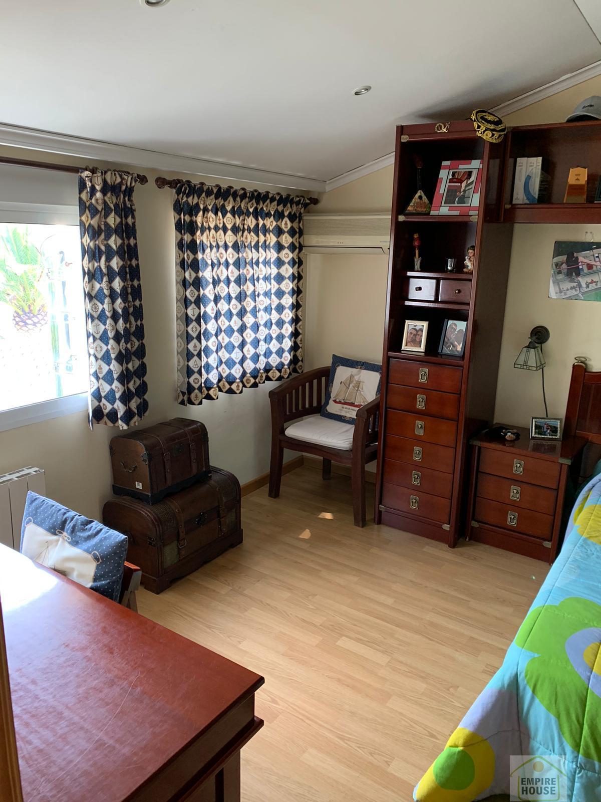 For sale of chalet in Torrent