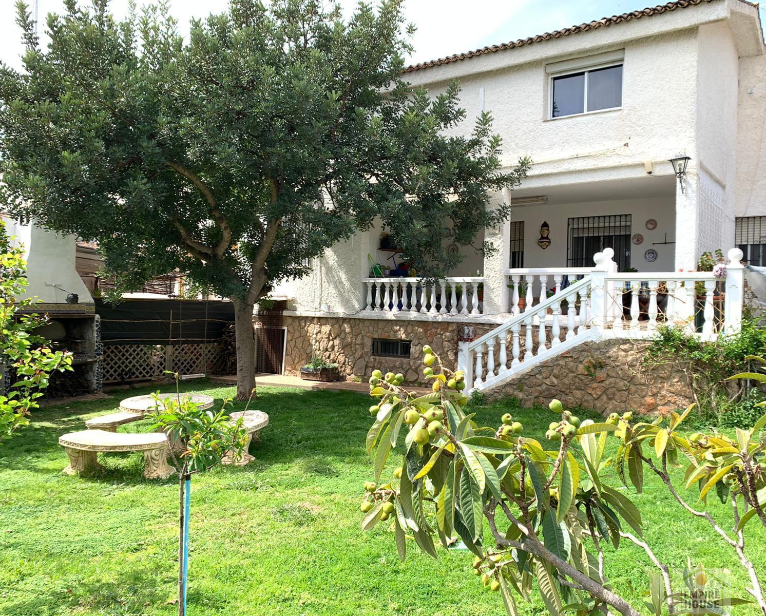 For sale of chalet in Torrent