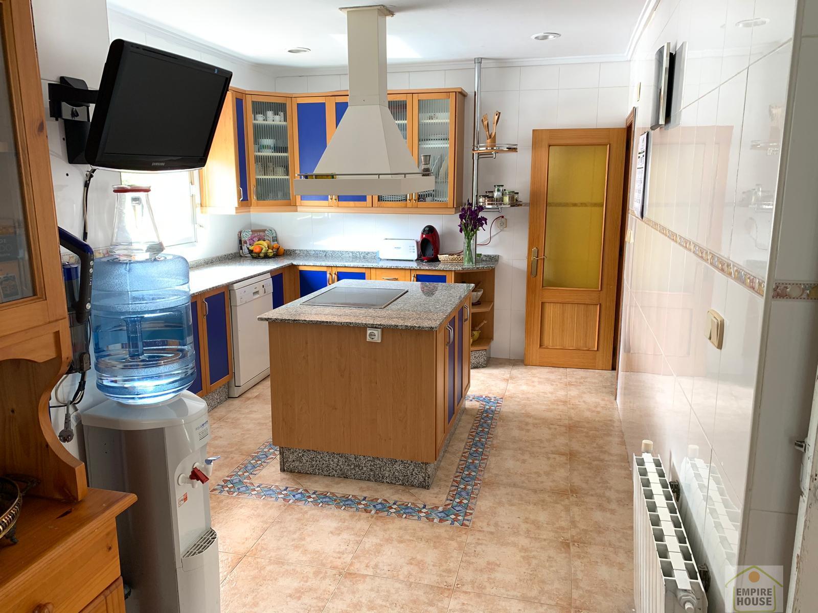 For sale of chalet in Torrent
