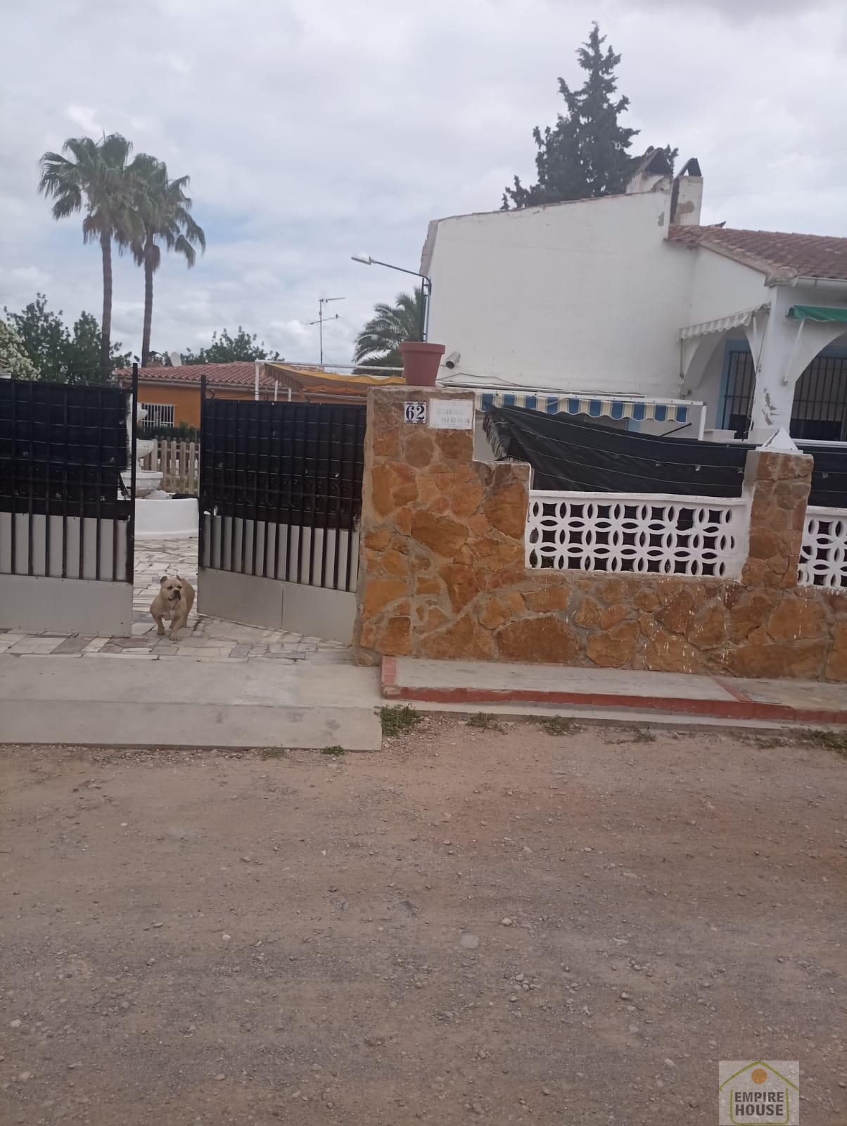 For sale of chalet in Llíria