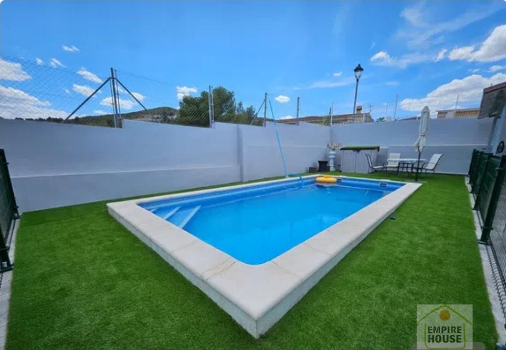 Venta de chalet en Montroy