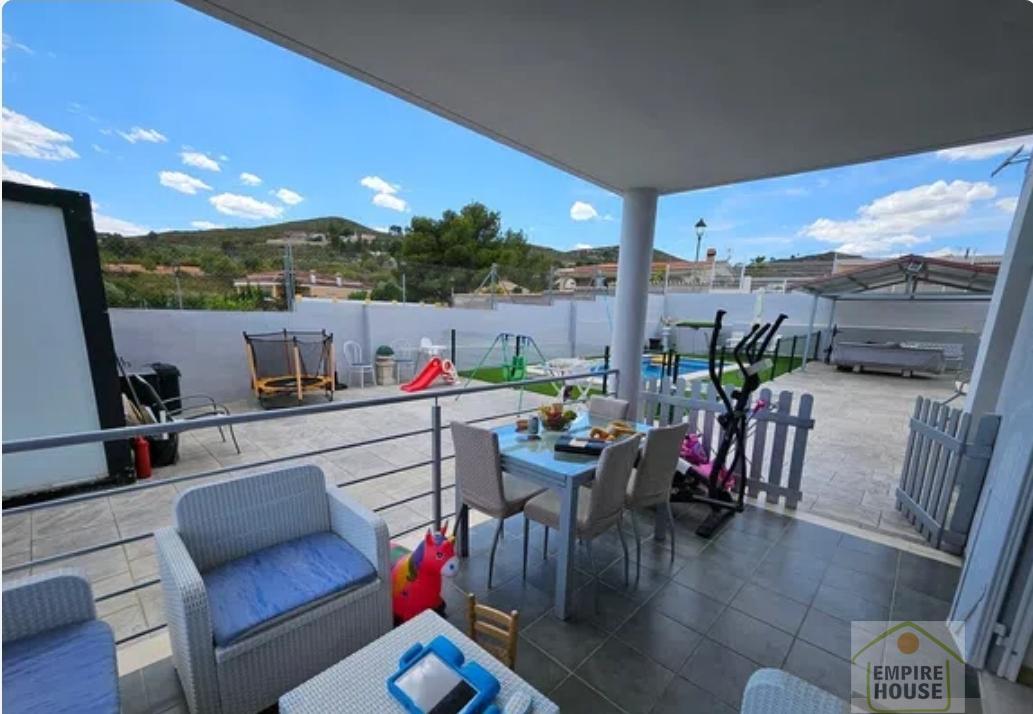 Venta de chalet en Montroy