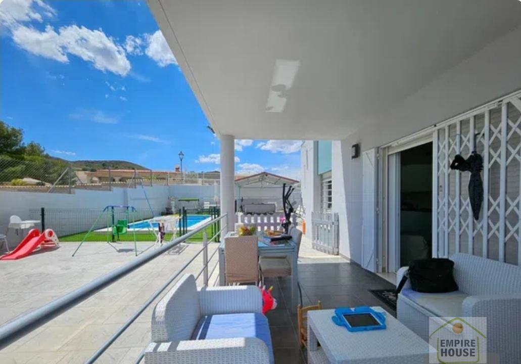 Venta de chalet en Montroy
