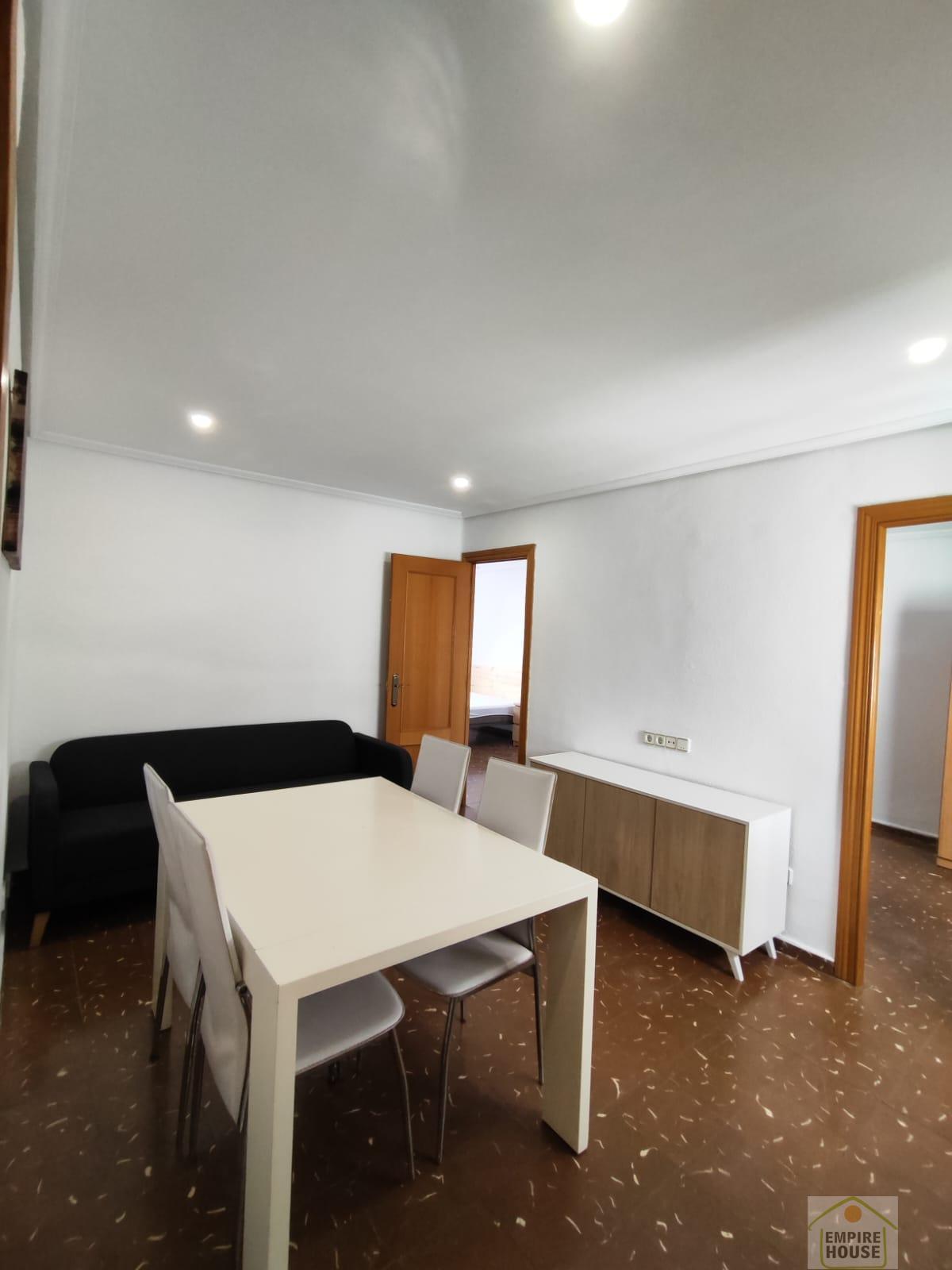 For rent of flat in Valencia