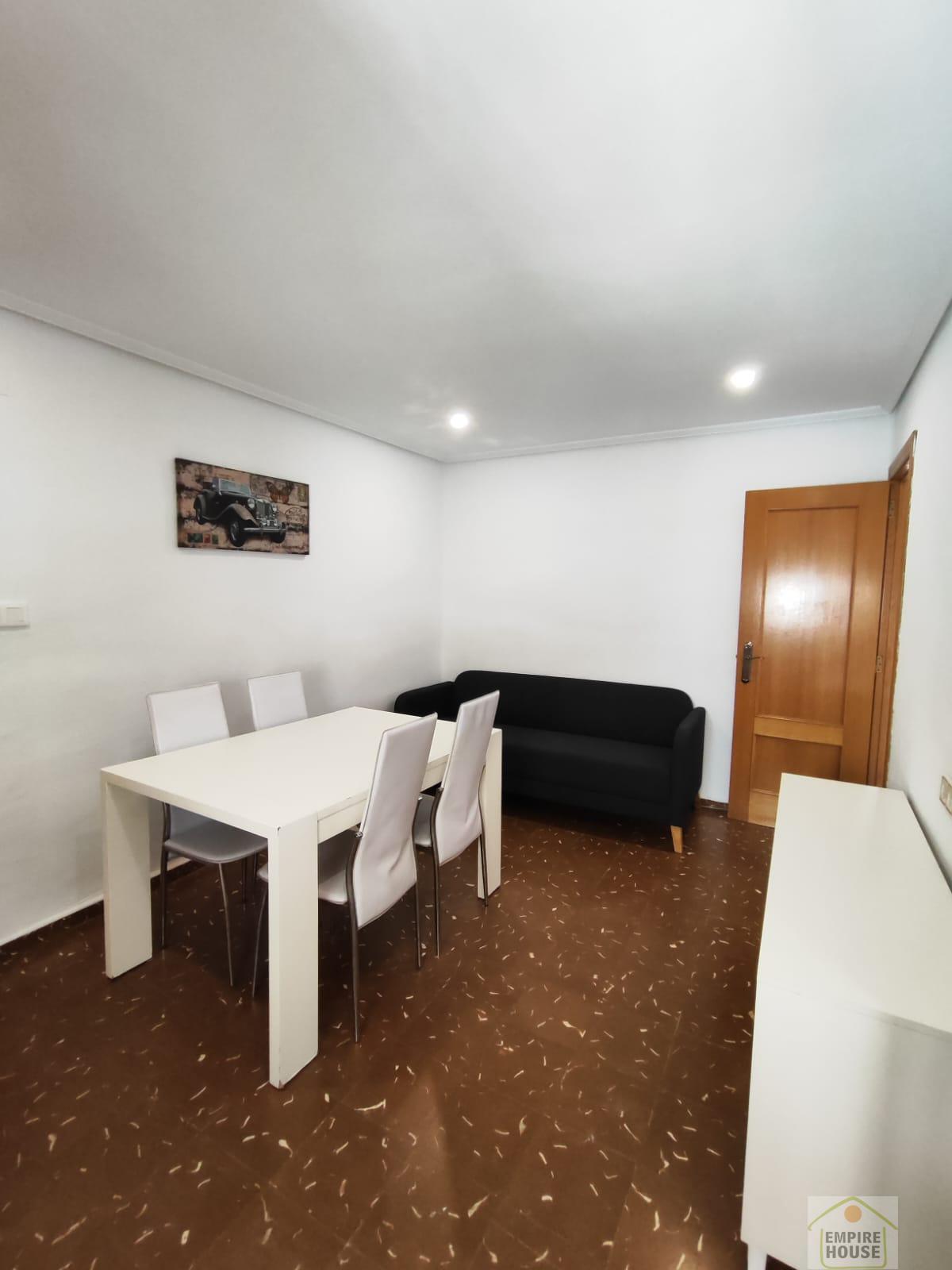 For rent of flat in Valencia