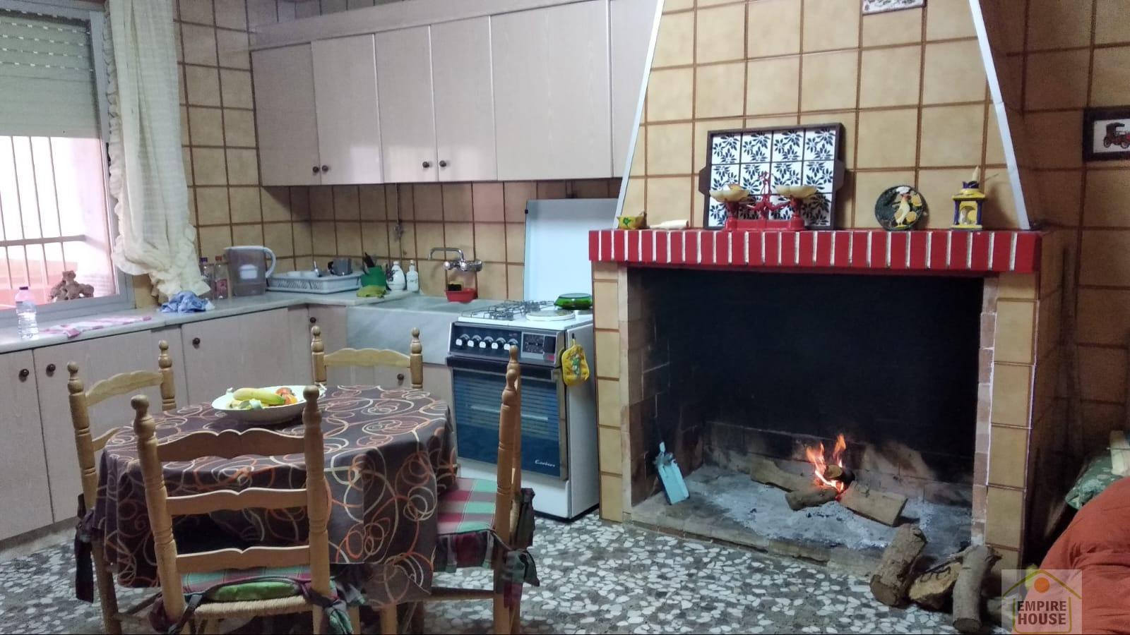 For sale of house in Alcalá del Júcar