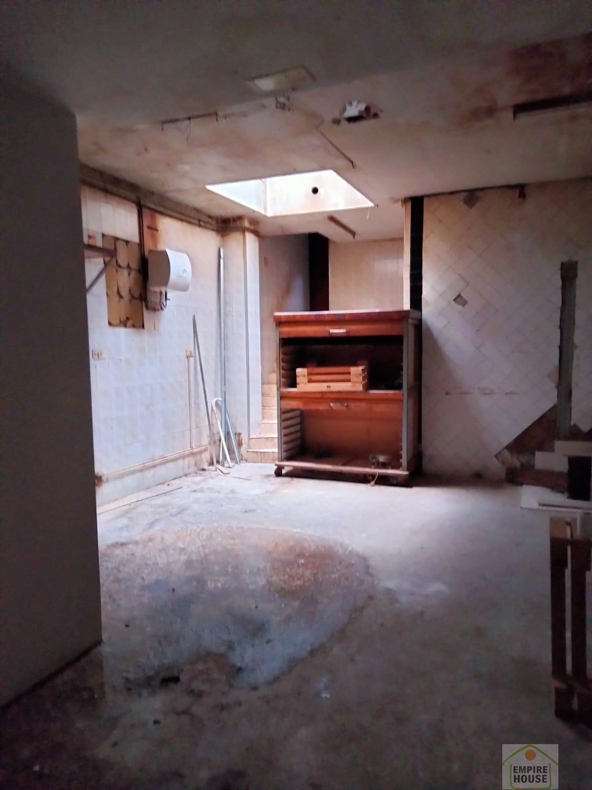 For sale of premises in Valencia