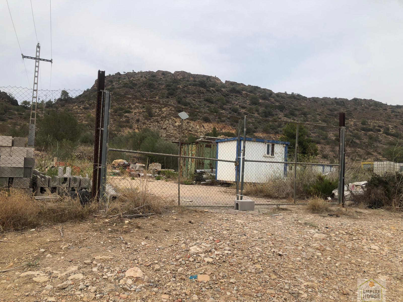 For sale of land in Monserrat