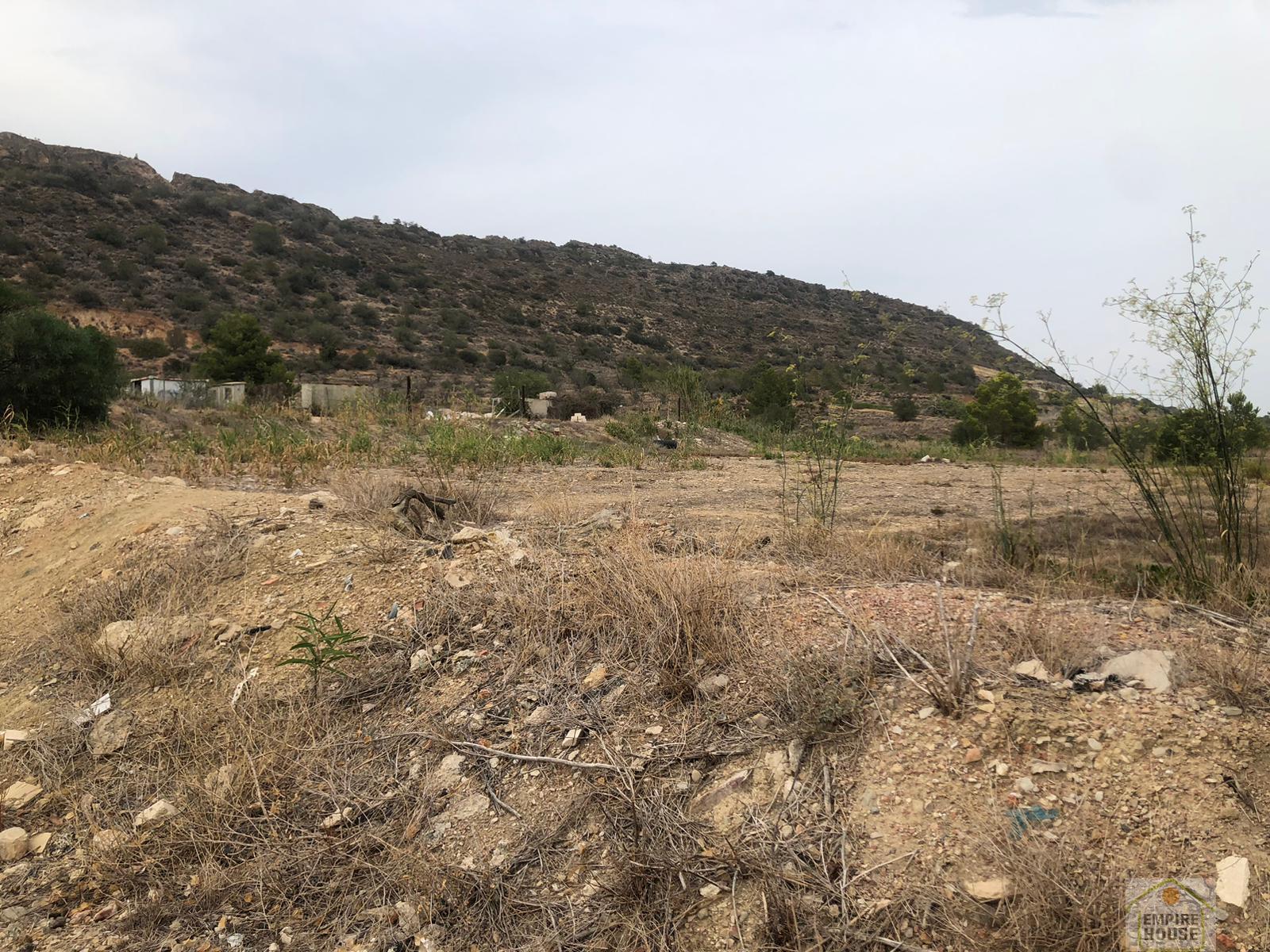 For sale of land in Monserrat