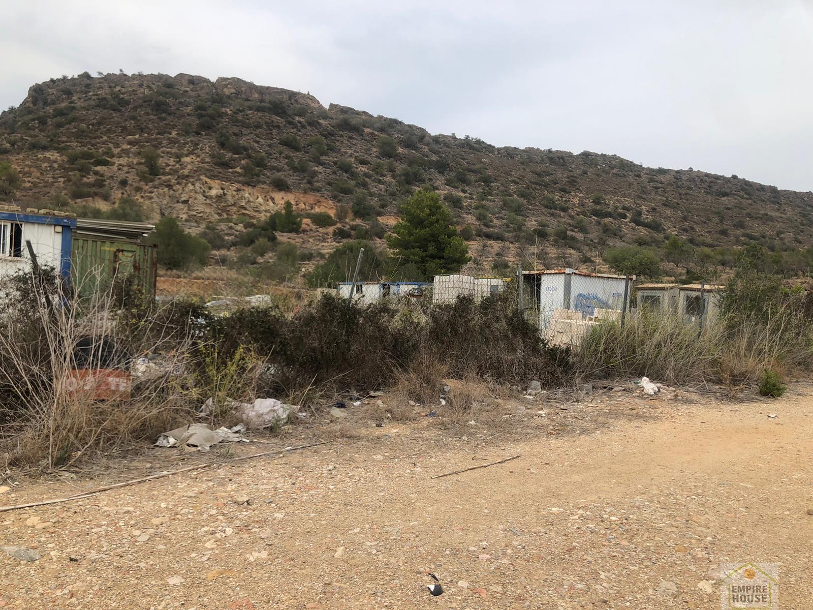 For sale of land in Monserrat