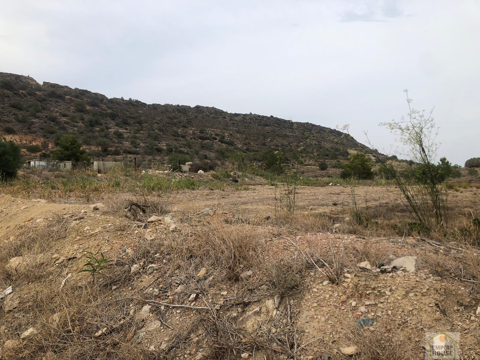 For sale of land in Monserrat