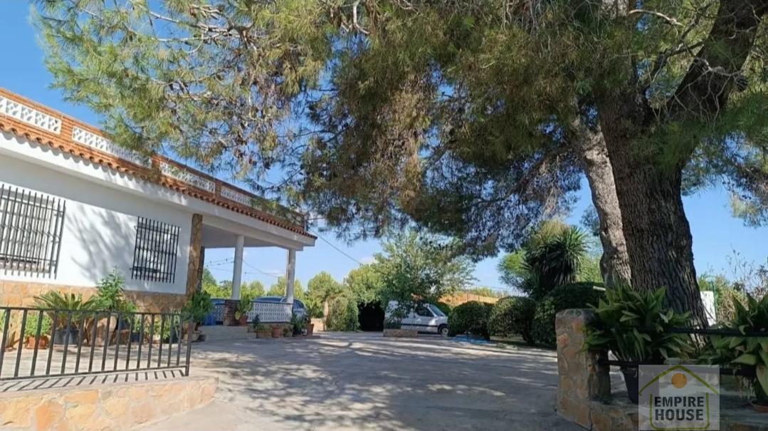 For sale of chalet in Torrent