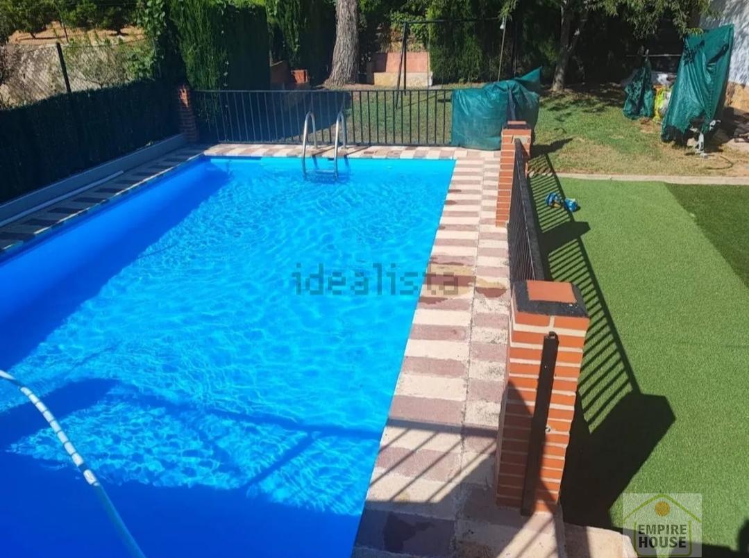 For sale of chalet in Torrent