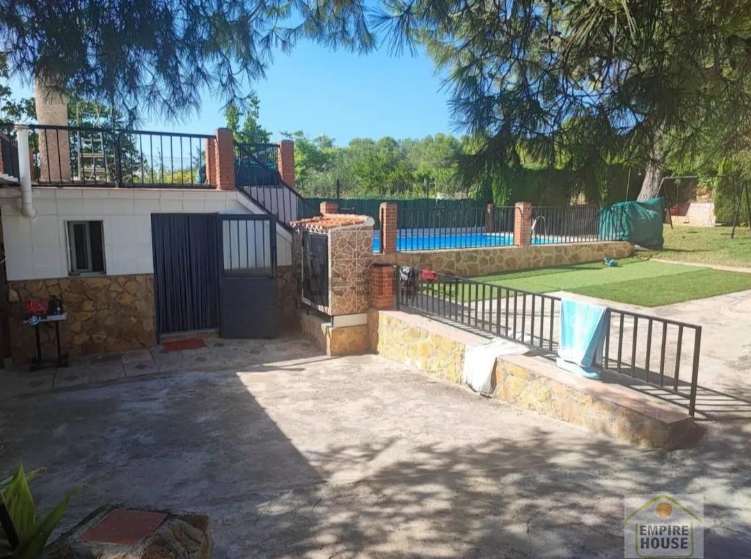 For sale of chalet in Torrent