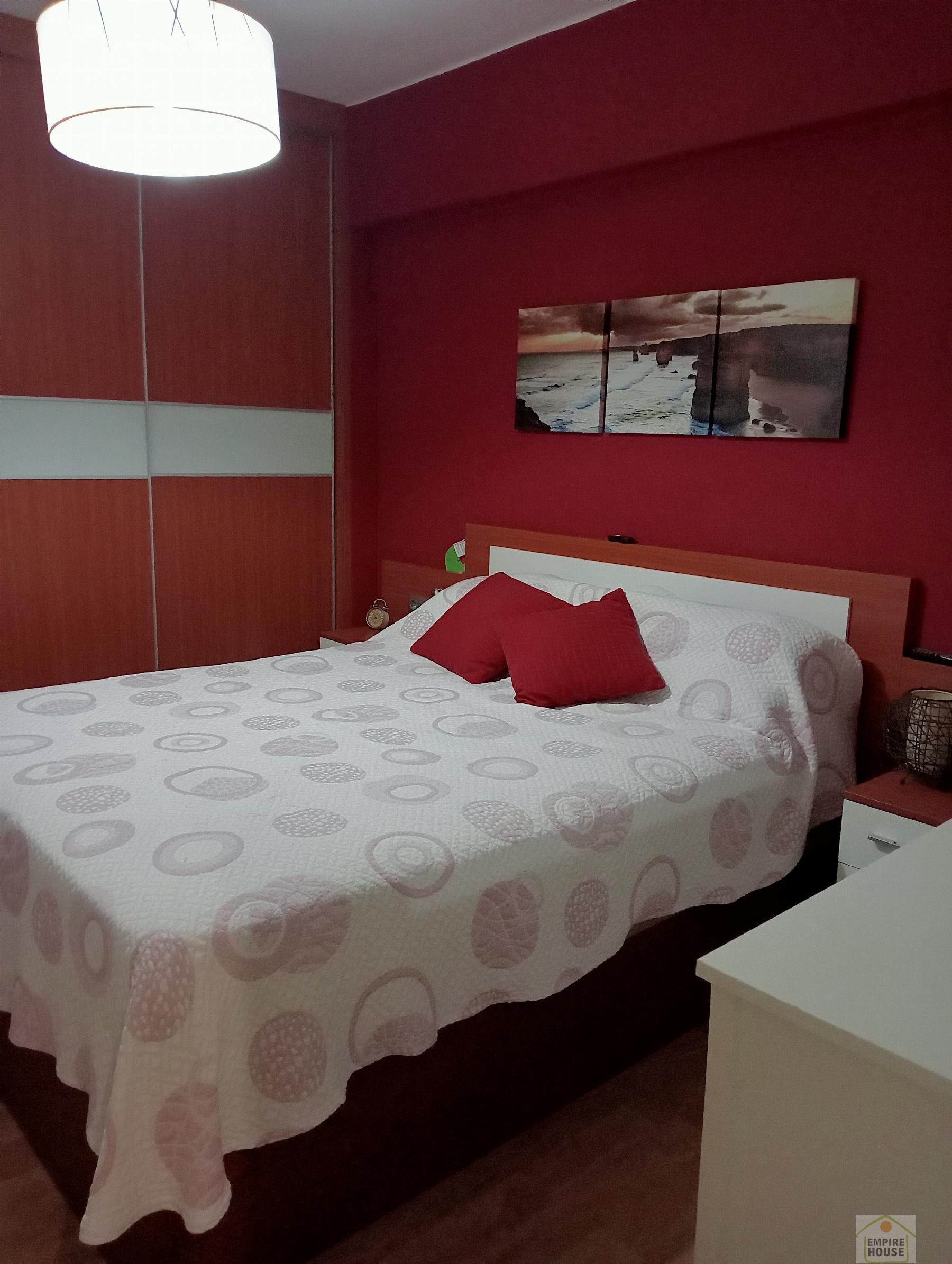 For sale of flat in Torrent