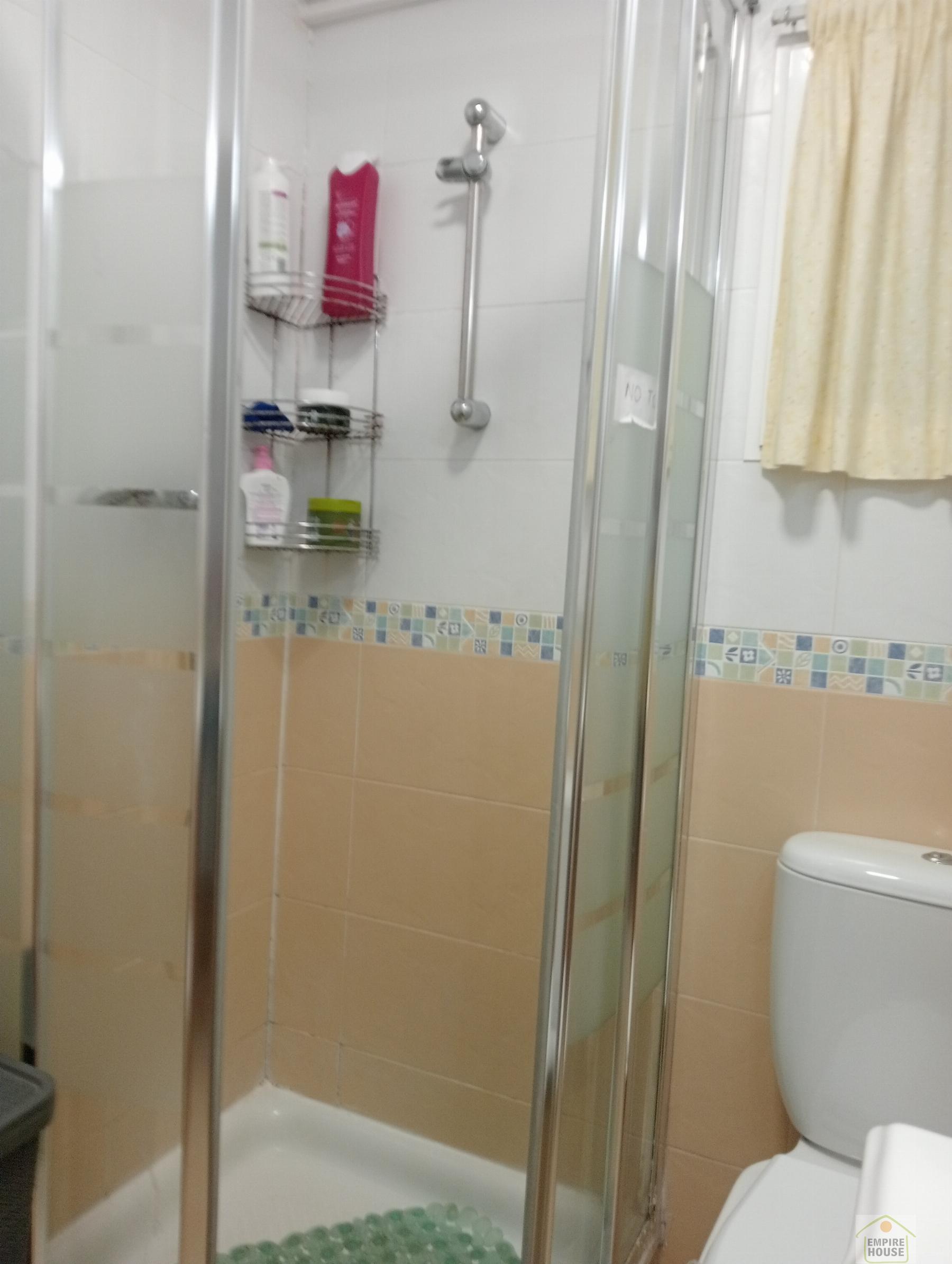 For sale of flat in Torrent