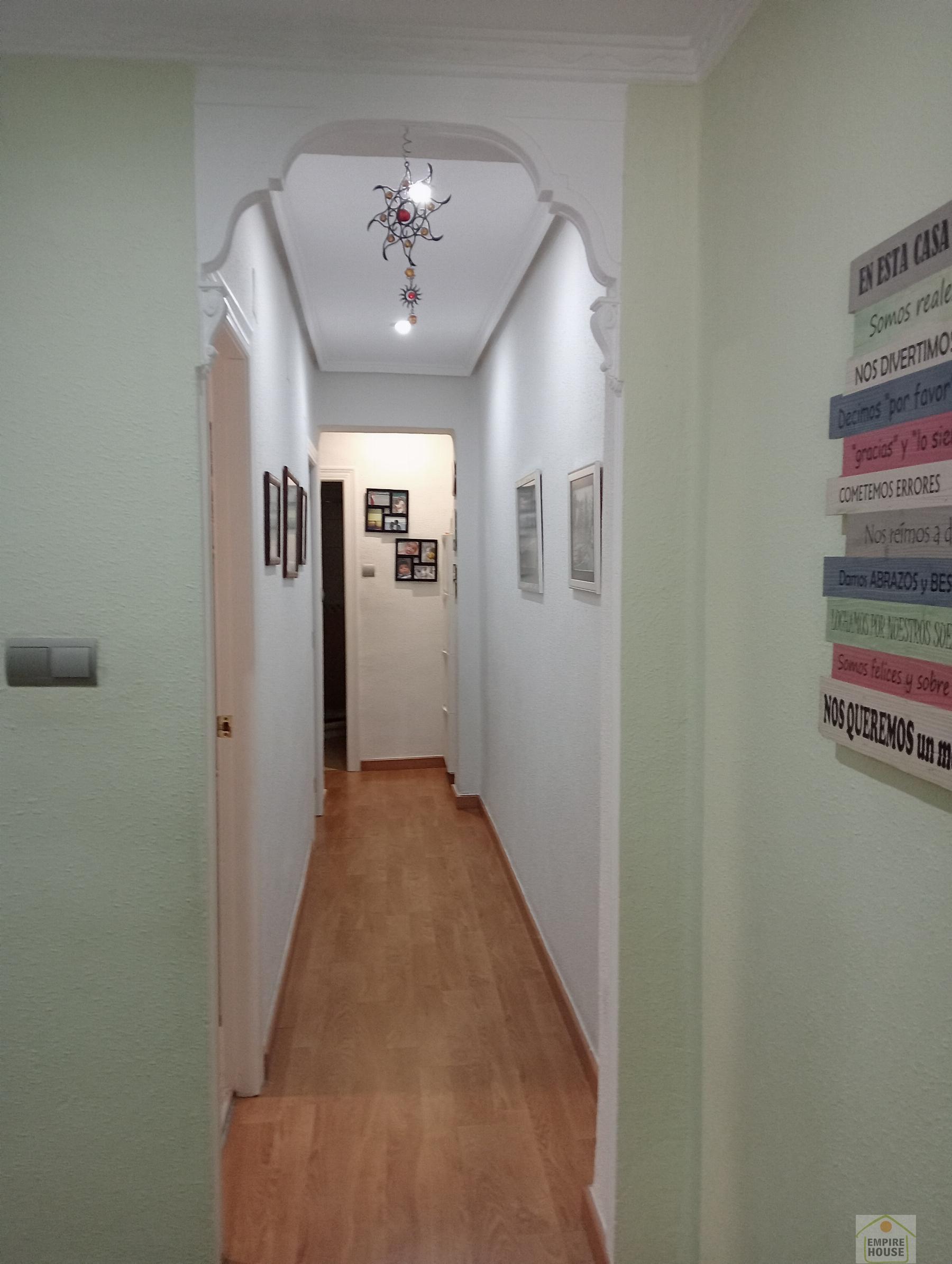 For sale of flat in Torrent