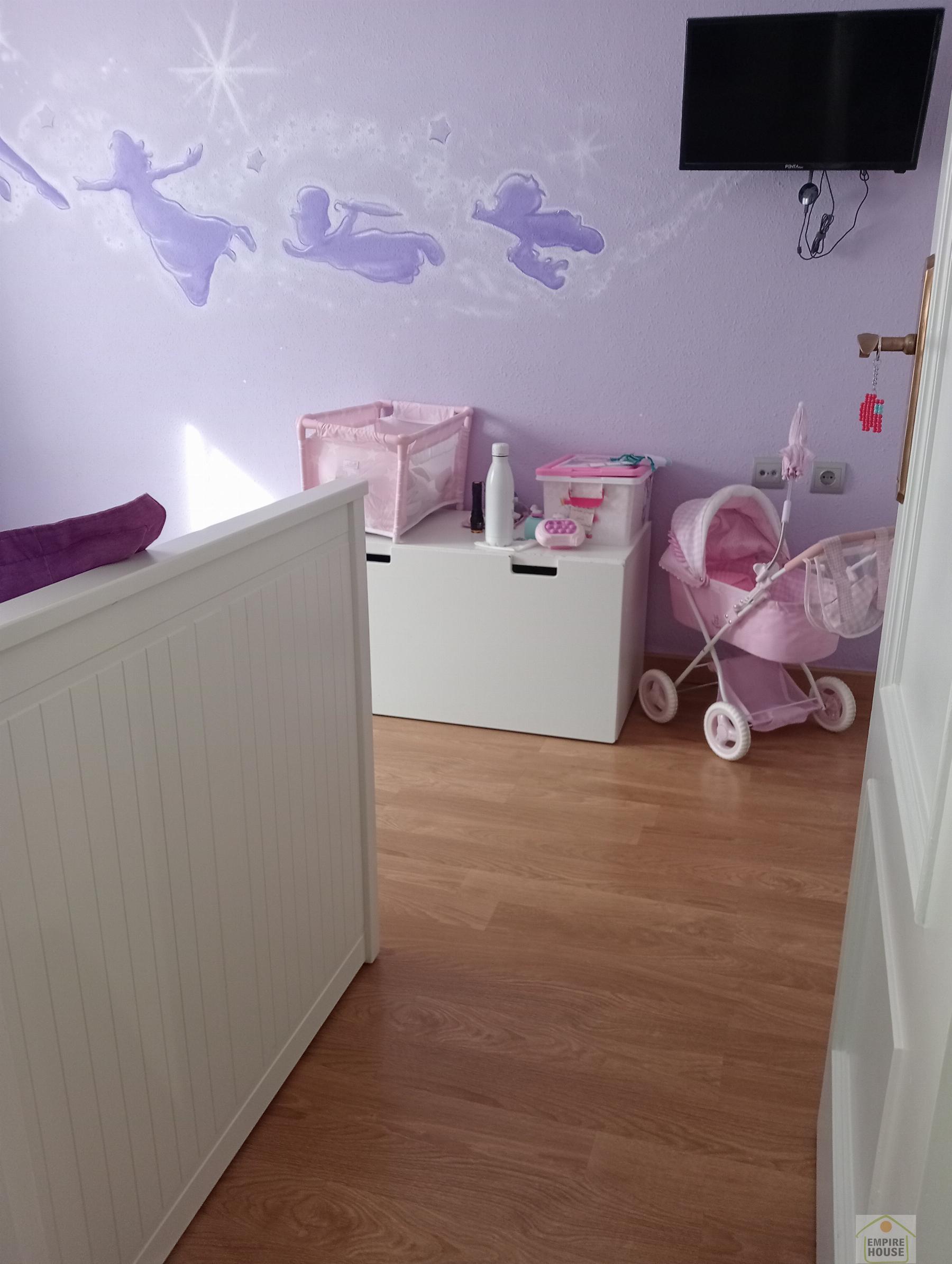 For sale of flat in Torrent