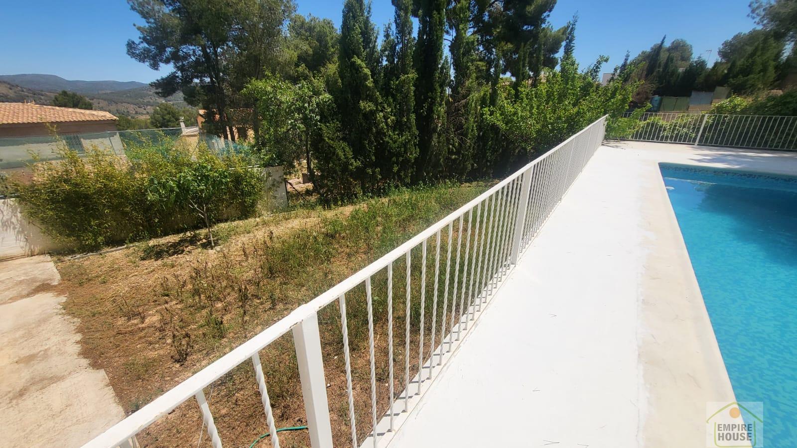Alquiler de chalet en Algar de Palancia