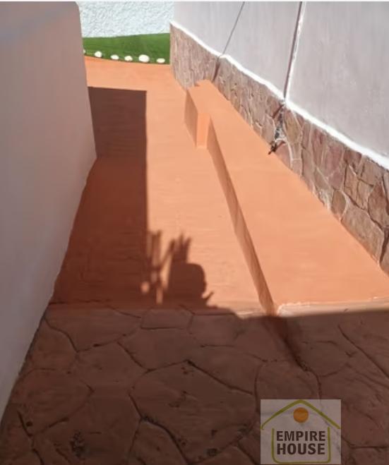 For sale of chalet in Godelleta
